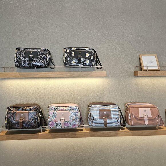 Elegant Water-Resistant Women's Crossbody Bag in Brown Leopard - 12 x 4.3 Inches - Picture 7 of 7